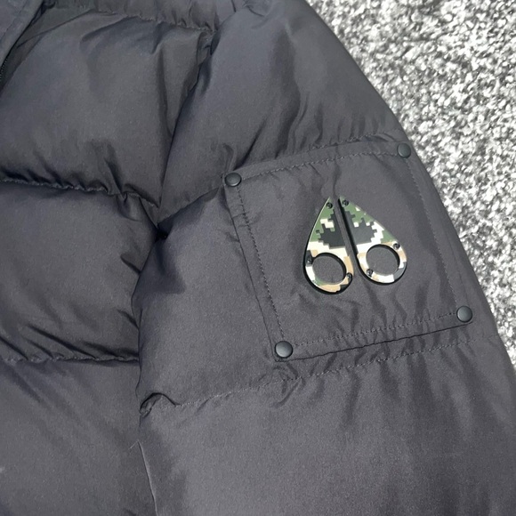 Moose Knuckles Jacket - Picture 2 of 6